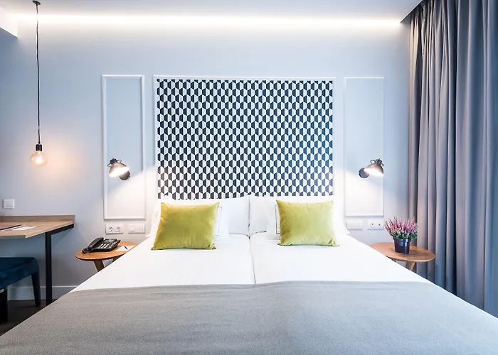 Intelier Victoria San Sebastian