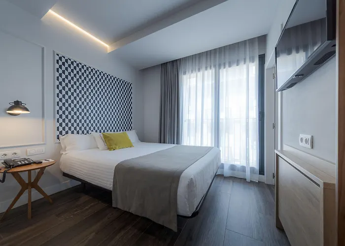 Intelier Victoria Hotell